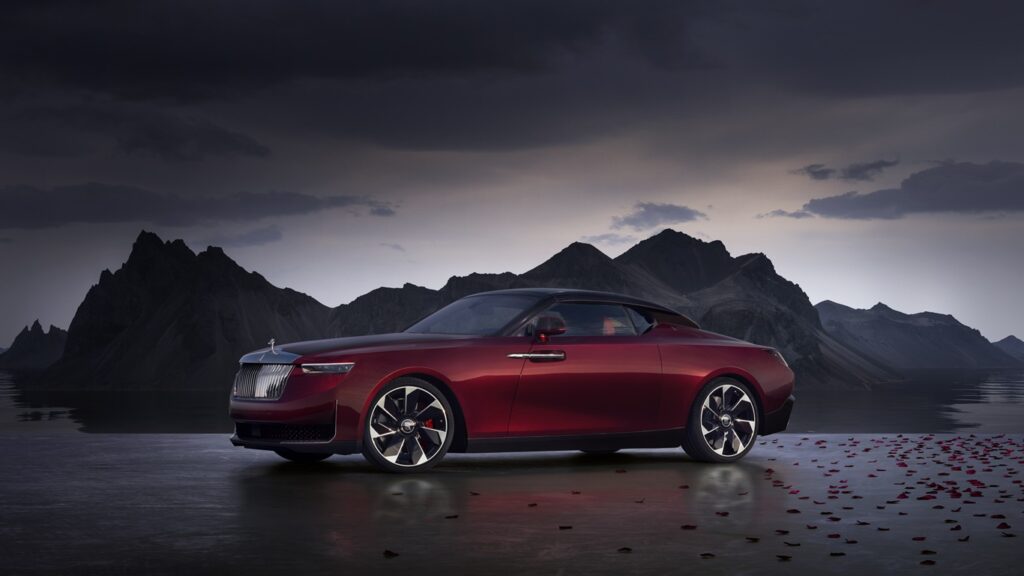 Rolls-Royce Launches Coachbuild Collection: A New Era of Ultra-Luxury Cars
