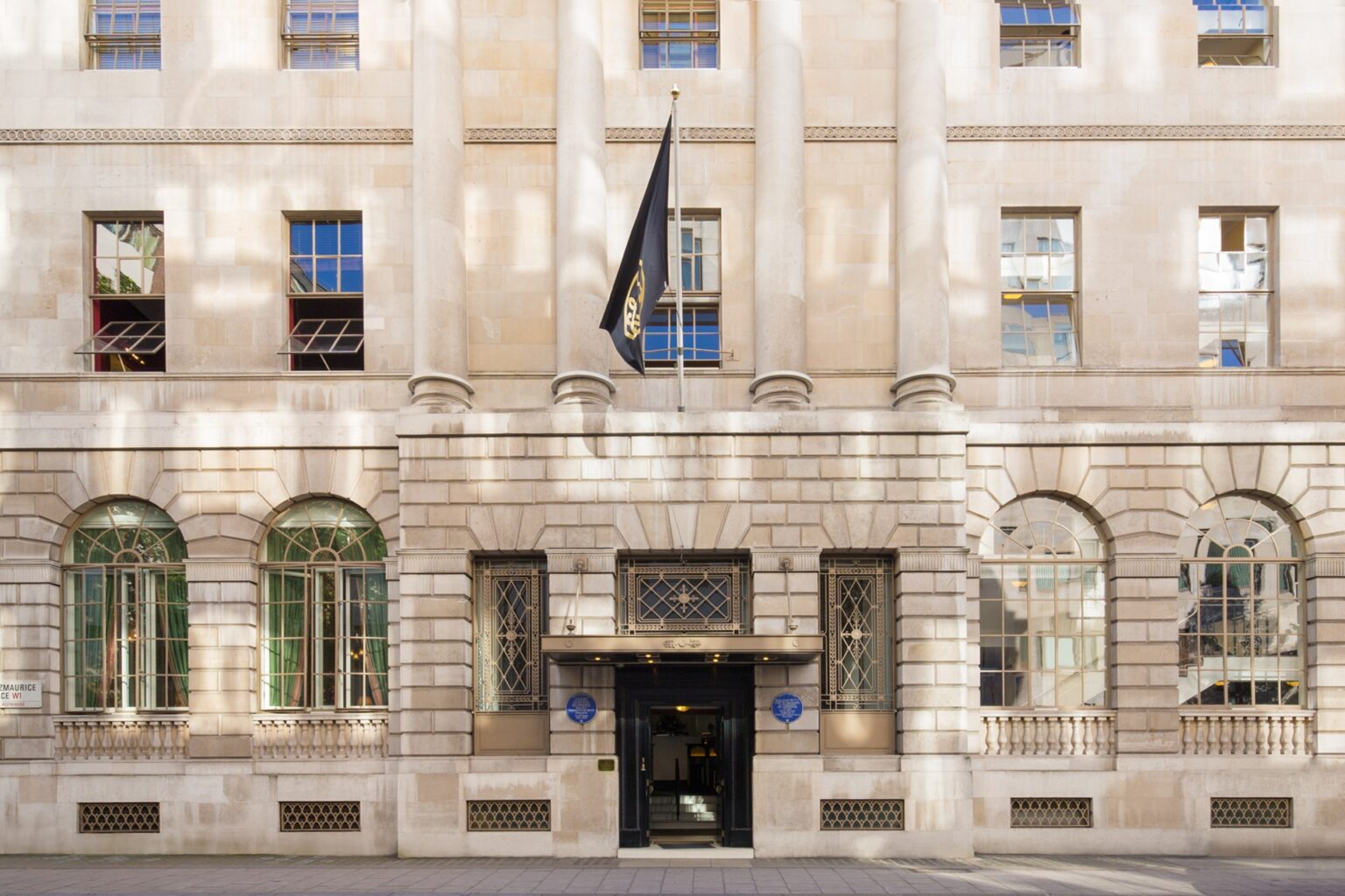 Unveiling the Lansdowne Club Experience